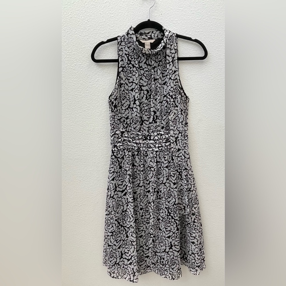 Vintage Banana Republic, pleated, high necked, sleeveless, size 4, dress.